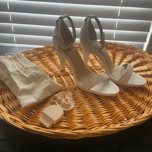 Pashion Convertable Heels to Flats